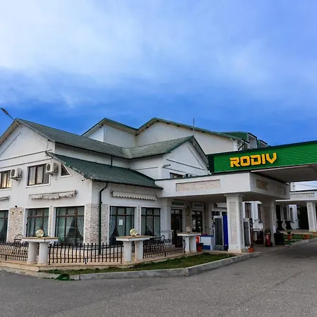 Rodiv 2* Găeşti