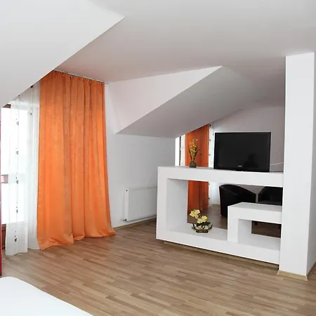 Rodiv Hotel Găeşti
